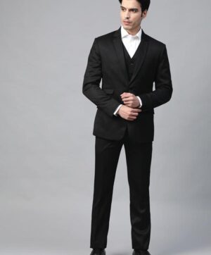 Men Black Solid Slim Fit Single-Breasted Suit