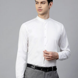 Men White Slim Fit Solid Smart Casual Shirt