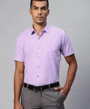Men Mauve Solid Spread Collar Formal Shirt