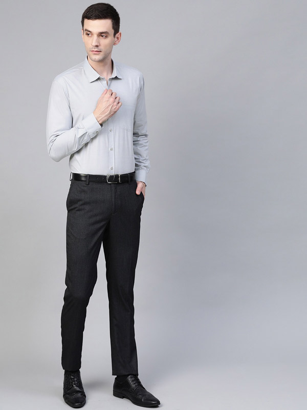Men Grey Semi Slim Fit Solid Formal Shirt - ManQ