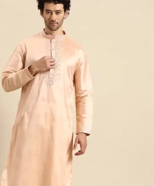 Floral Embroidered Sequinned Mandarin Collar Long Sleeves Straight Kurta