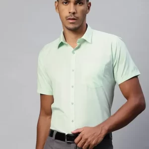 Men Sea Green Solid Spread Collar Formal Shirt
